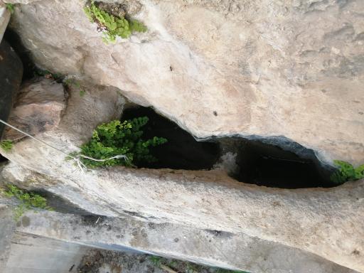 غار کُوَرو (کوهرو)