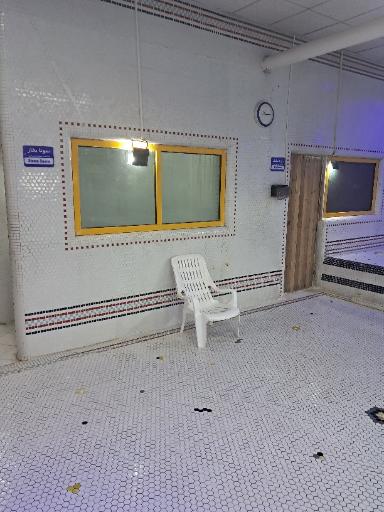 عکس استخر تهرانسر سبز 