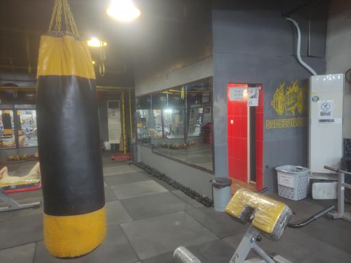 عکس باشگاه بدنسازی جسم و اندیشه