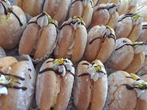 عکس شیرینی سرای لاویش