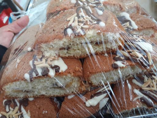 عکس شیرینی سرای لاویش