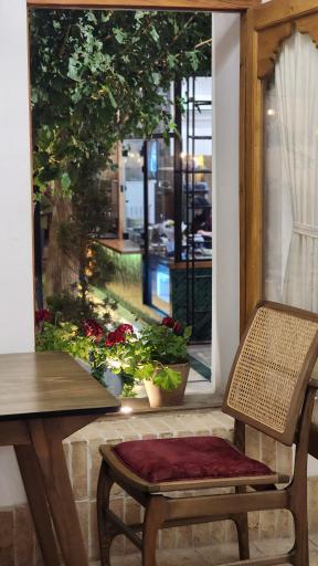 عکس کافه رستوران لونه