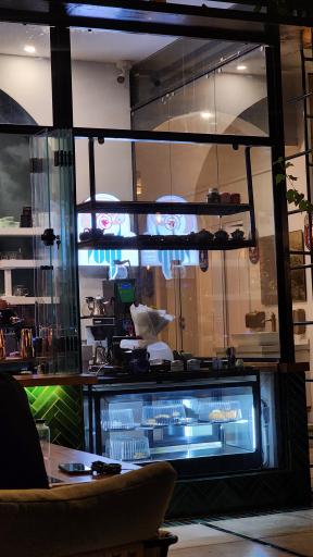 عکس کافه رستوران لونه