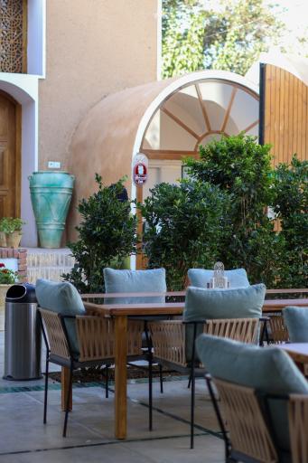 عکس کافه رستوران لونه