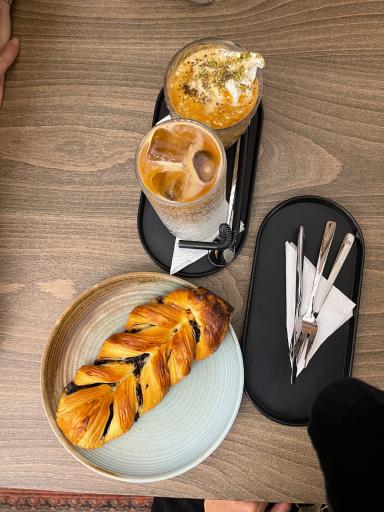 عکس کافه رستوران لونه