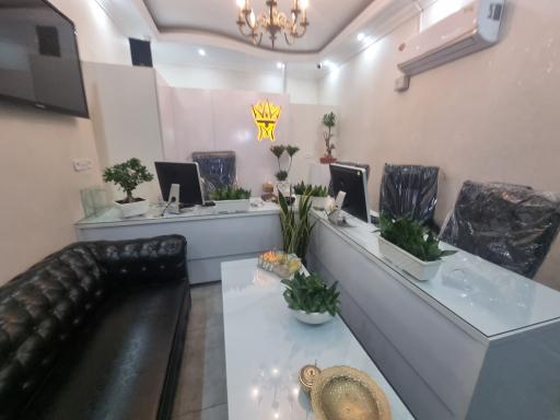 عکس مشاور املاک مهندسی تاج محل