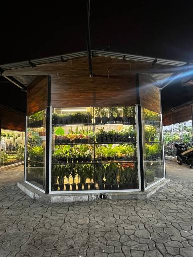 عکس فروشگاه گلاریوم