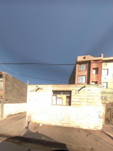 عکس باشگاه ورزشی بانوان بیگی 