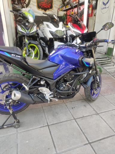 عکس موتور سیکلت میثم 