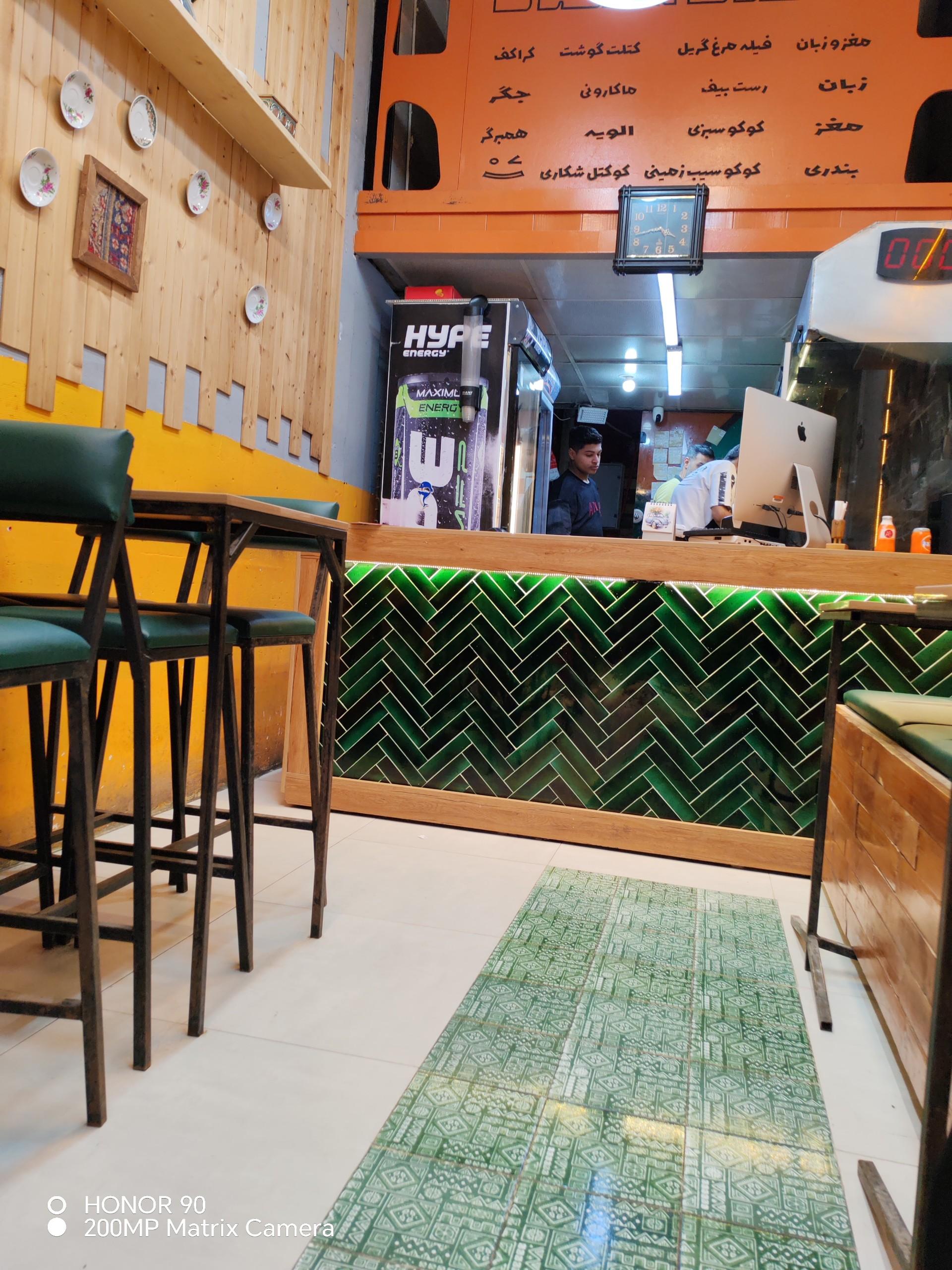 عکس ساندیچ دهه شصتی