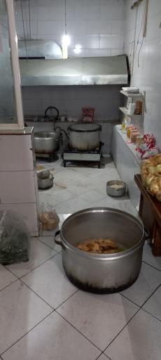 عکس رستوران و آشپزخانه حاج قاسم