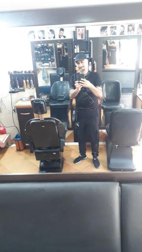 آرایشگاه فرزاد