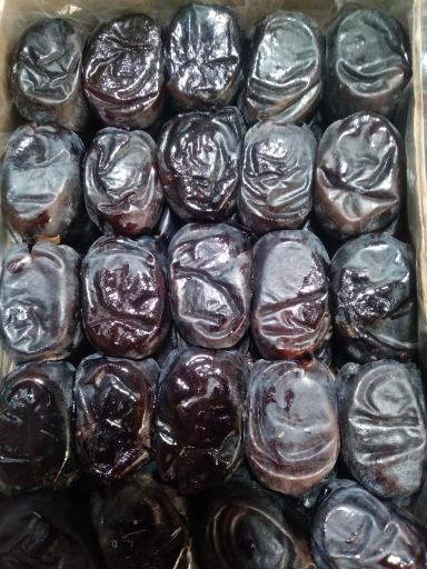 عکس خرما و خواربار رحمتی