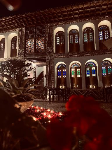 عکس رستوران تاریخی صدراعظم