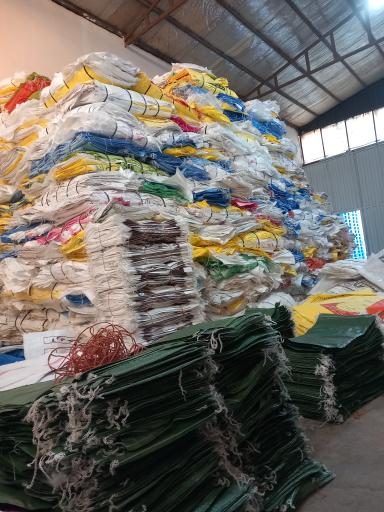 عکس مهربان بافت حمید