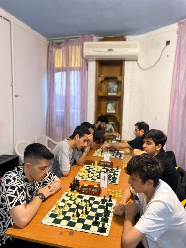 عکس باشگاه شطرنج فرزین 
