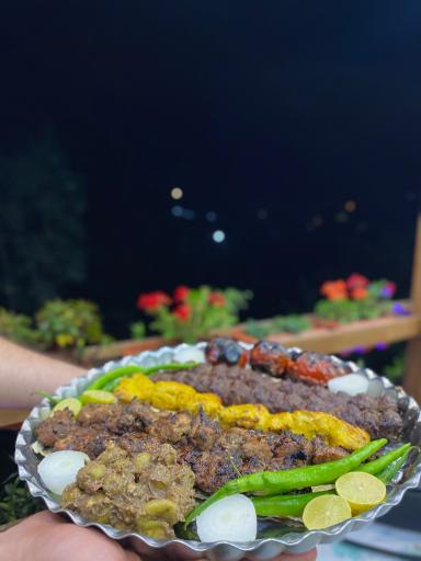 عکس باغ رستوران مادر