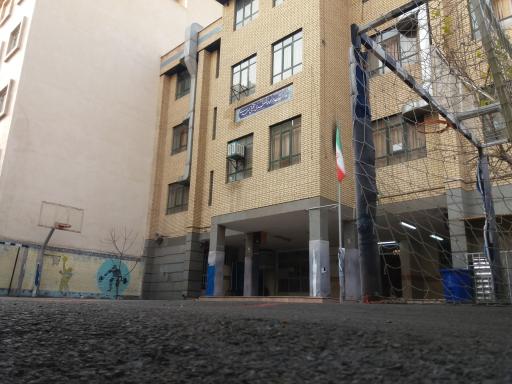 عکس دبیرستان پسرانه شهید پیچک