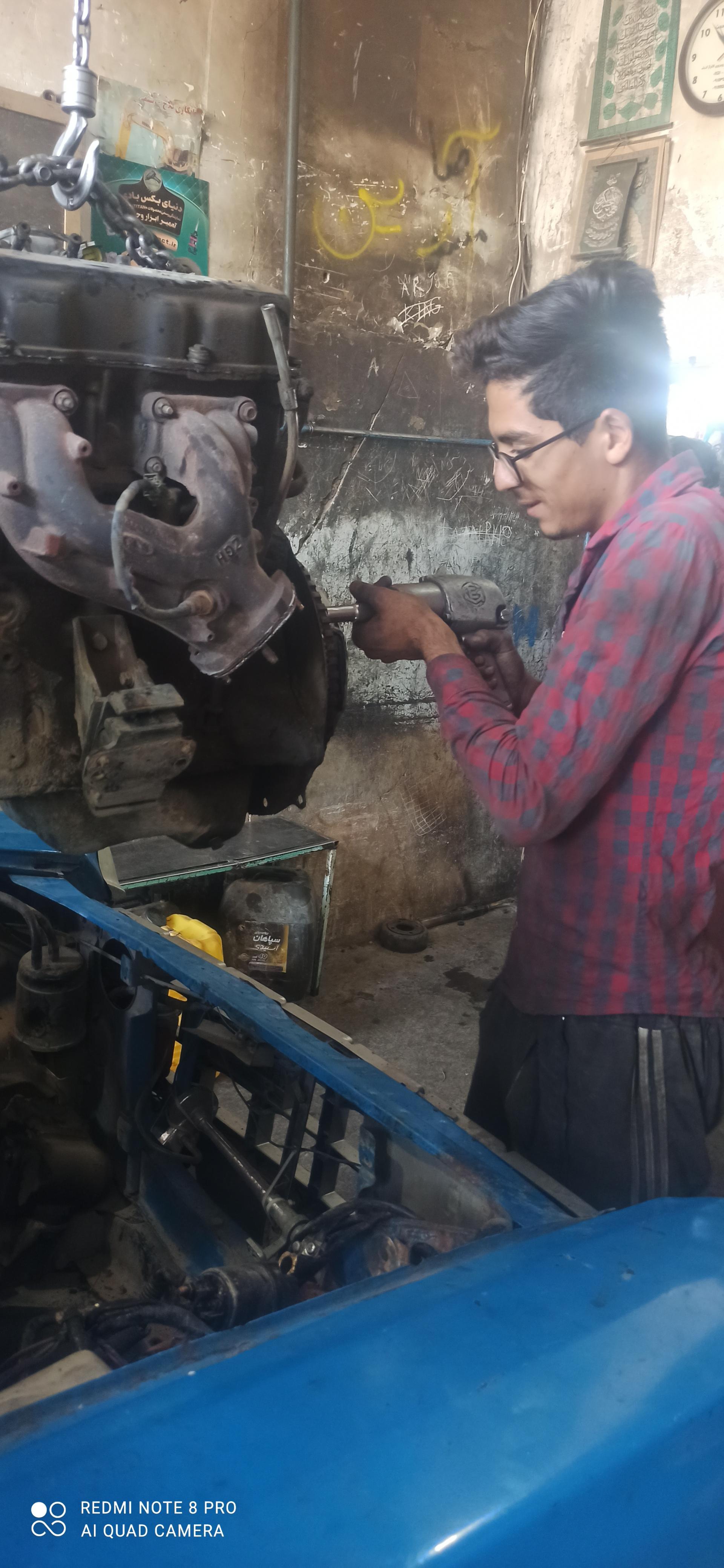 عکس تعمیرگاه نیسان استاد یوسف