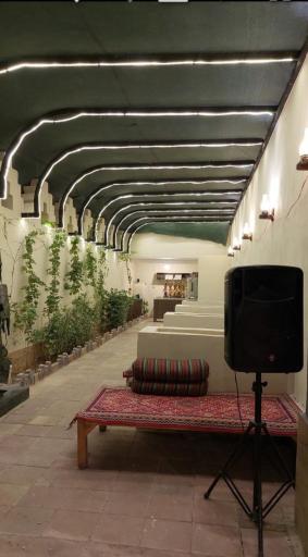 عکس عمارت لاهوت سید 