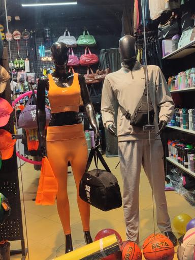 عکس فروشگاه ورزشی ست اسپرت