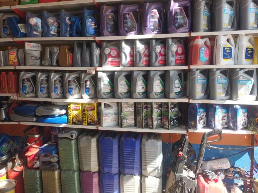 عکس اتو سرویس حسین 