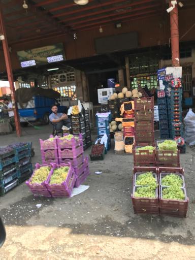 عکس میدان مرکزی میوه و تره بار تهران فاز دو