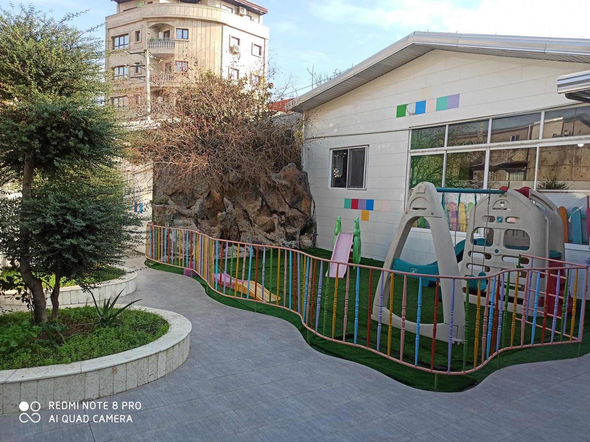 عکس مهدکودک و پیش دبستانی پانی(عمو شهاب)