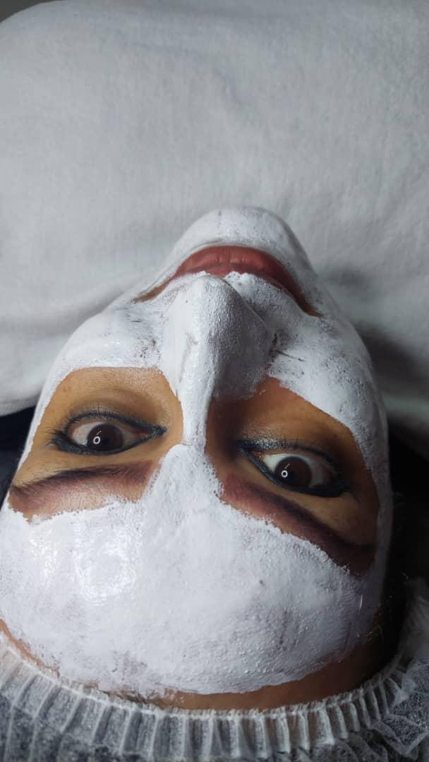 عکس سالن فیشال و پاک سازی پوست آرمینا