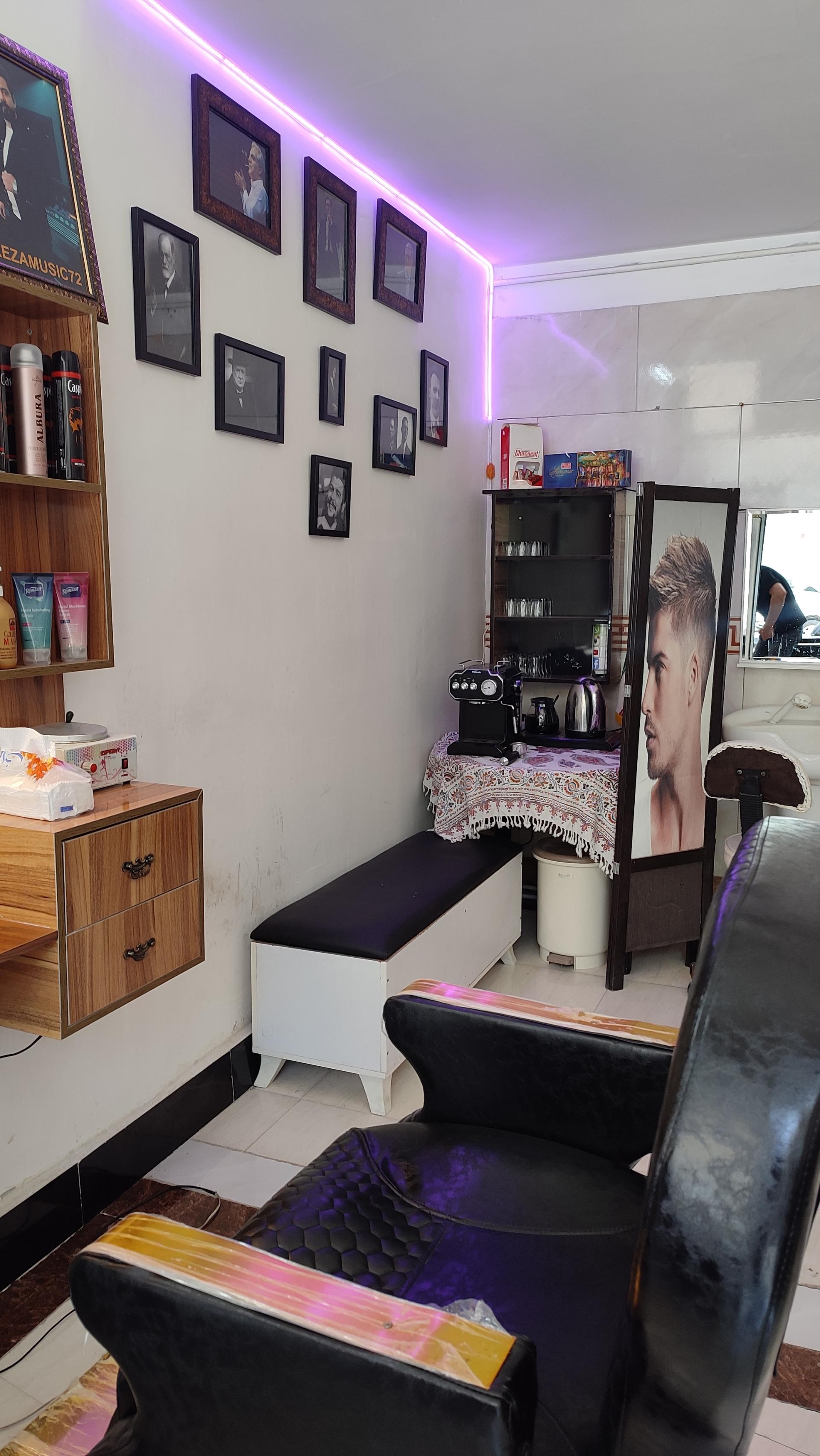 عکس آرایشگاه مردانه آپدیت 