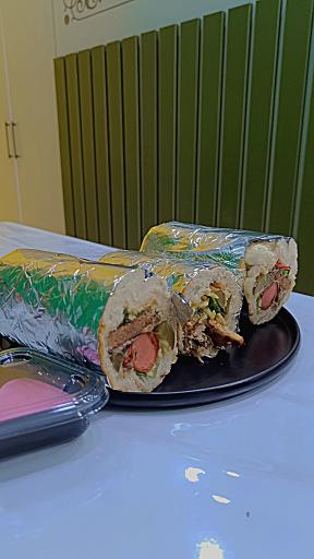 عکس برگر لیون