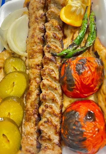 عکس شله و کباب سرای مالک