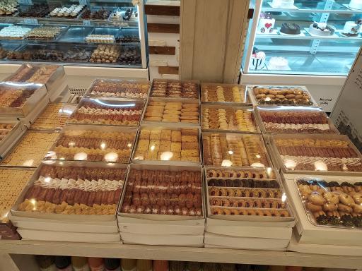 عکس قنادی معینی پور