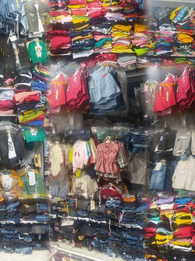 عکس فروشگاه پوشاک سادات