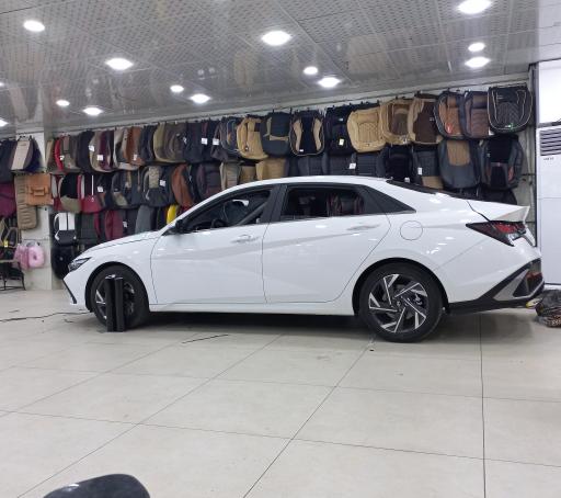 عکس کلینیک خودرو دکتر لوکس