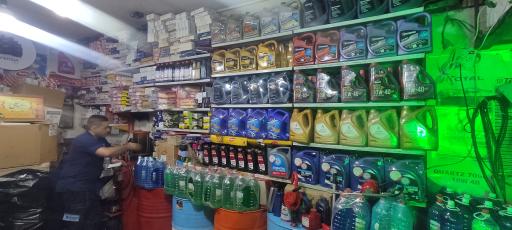 عکس تعویض روغن غلامان