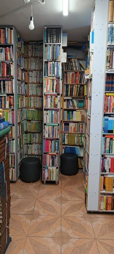 عکس کتابفروشی کتاب ایران