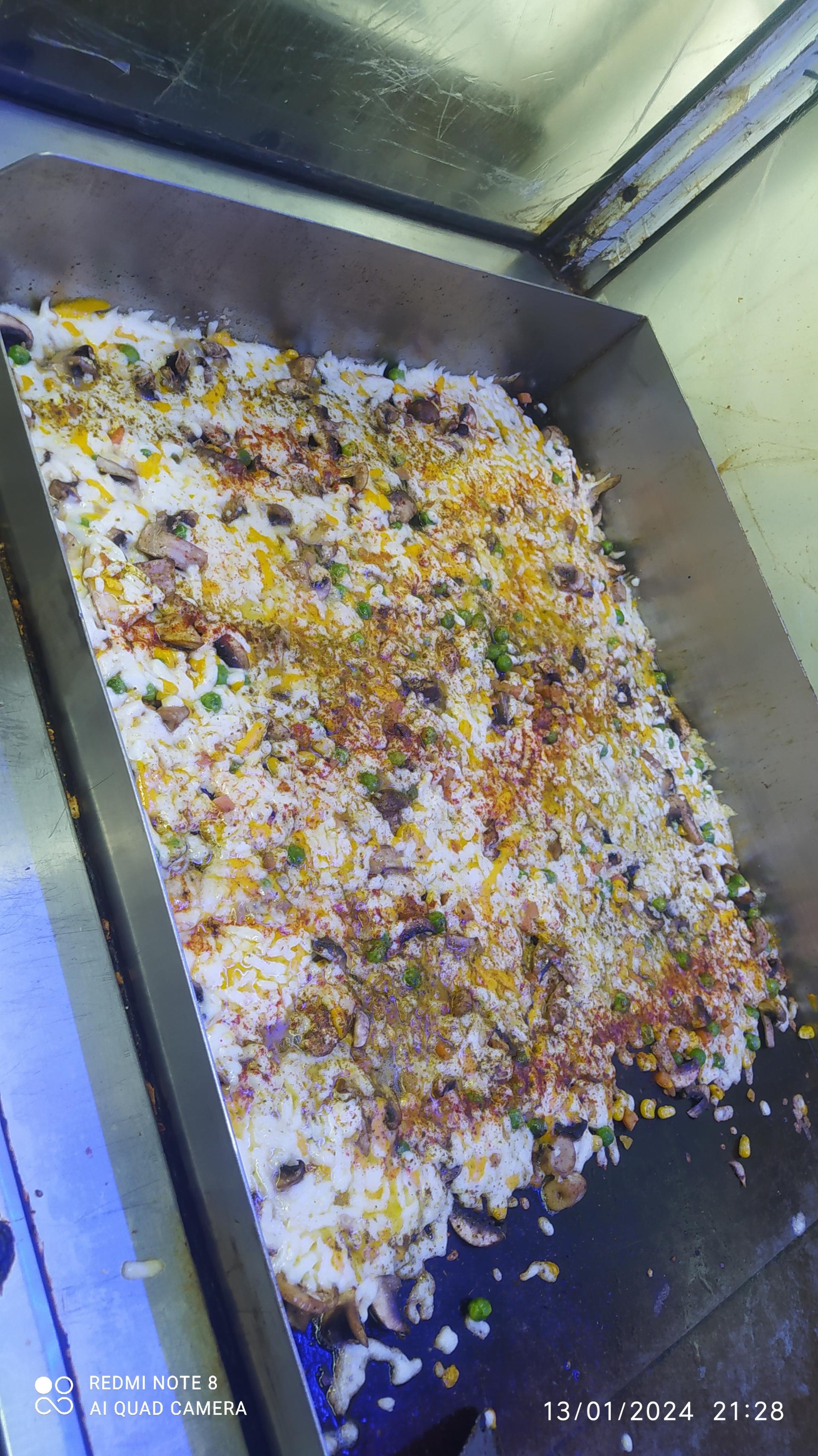 عکس فست فود مستر ماشاالله