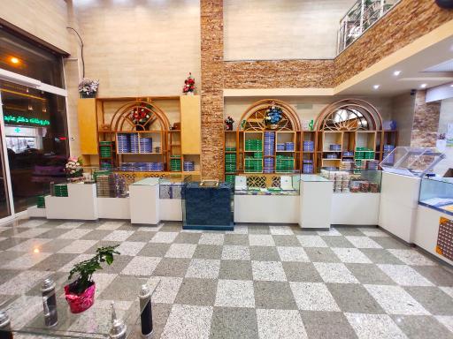 عکس نقل و حلوای طاها