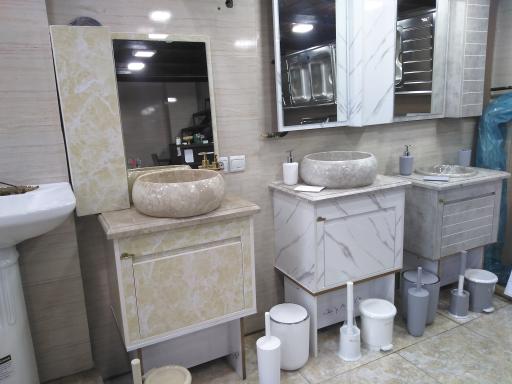 عکس تجهیزات ساختمانی آبشار