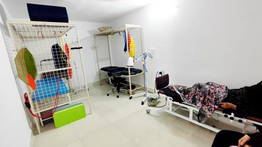 عکس کلینیک کاردرمانی تلاش لامرد