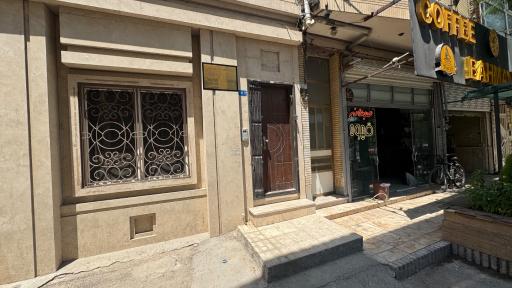 عکس شرکت حمل و نقل بین المللی رادمهرترابر آسیا