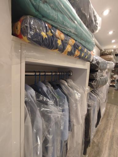 عکس خشکشویی و سفید شویی رویال جردن