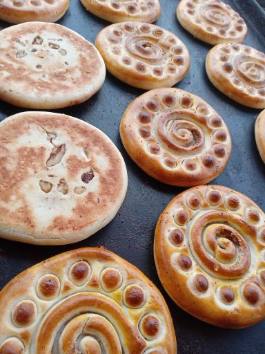 عکس کلوچه فومن محسن