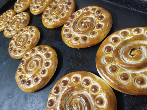 کلوچه فومن محسن