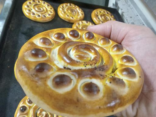 کلوچه فومن محسن