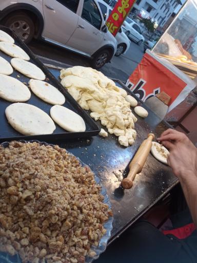 عکس کلوچه فومن محسن