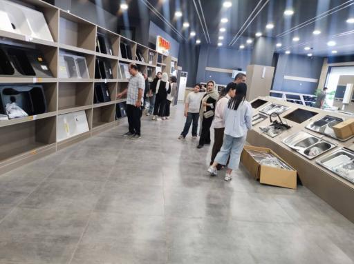 عکس وی کابین شعبه شمال