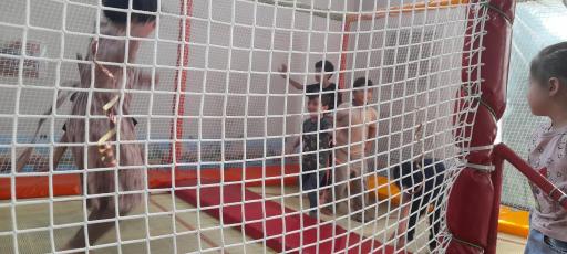 عکس شهر کودک سرپوشیده شادینو