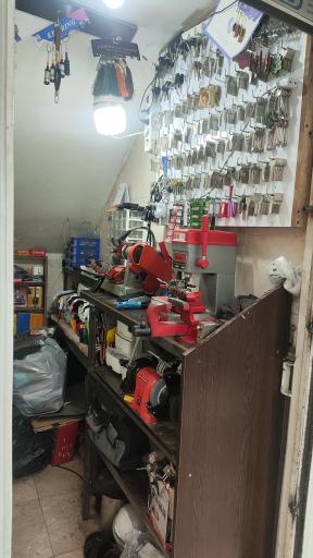 عکس کلید سازی امیر